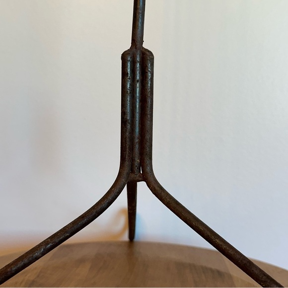 Metal Horse Shoe Umbrella Stand Fireplace Tool Holder Drink Stand Unique Rustic - Picture 3 of 16